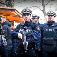 Apšaudē Vācijā nogalināti divi cilvēki un ievainoti divi policisti