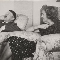 Hitlers ar Evu Braunu esot mīlējies apģērbā