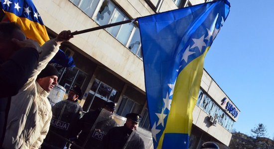 'Jūsu vieta ir Eiropas saimē'. ES uzsāks iestāšanās sarunas ar Bosniju un Hercegovinu