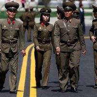 Ziemeļkoreja varētu raidīt ar zarīnu pildītas raķetes, paziņo Japāna