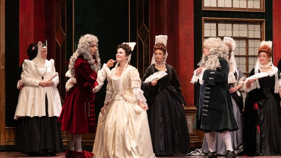 Foto: Kā barokāla kinofilma – pirmizrādi piedzīvo opera "Flavio, langobardu ķēniņš"