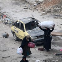 Sīrijas armija 'pēdējo reizi' brīdina nemierniekus ātri pamest Alepo pirms sākas tīrīšana