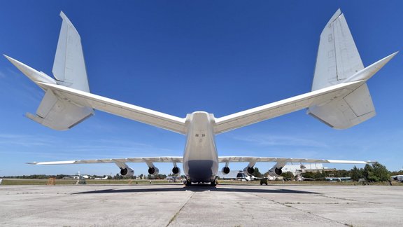 Antonov AN 225 - 3