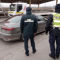 ФОТО. В Польше задержан гражданин Латвии, управлявший угнанным Audi A8