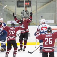 'Rīga' hokejisti MHL pirmspēdējā mājas spēlē pārliecinoši uzvar 'Čaika' komandu
