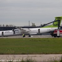 ЧП с рейсом BT641 "Рига-Цюрих": самолет сажали практически без переднего шасси (+ФОТО и ВИДЕО из аэропорта)