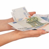 В Латвии хотят ввести прогрессивный необлагаемый минимум доходов
