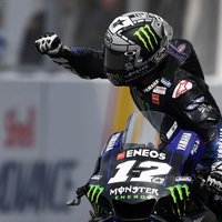Vinjaless uzvar 'MotoGP' sezonas priekšpēdējā posma