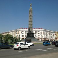 Minskā atklāta piemiņas zīme staļinisma represiju upuriem no Baltijas valstīm