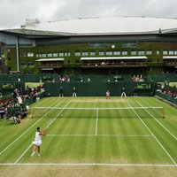 Vimbldonas tenisa turnīrā pirmo reizi vēsturē pārmeklēs apmeklētājus