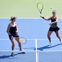 Sevastova iekļūst Uhaņas WTA turnīra dubultspēļu ceturtdaļfinālā