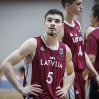 Latvijas U-18 basketbolisti zaudē slovēņiem un cīnīsies par vietas saglabāšanu EČ elitē