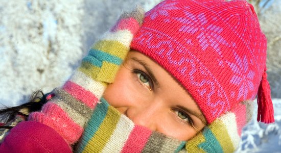 Покраснение, зуд, сухие пятна — 4 шага для здоровья кожи зимой