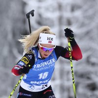 Bendika ieņem 21. vietu sprintā Oberhofā; Ekhofa turpina krāt uzvaras