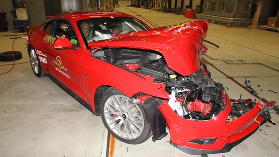 Ford Mustang 'EuroNCAP'