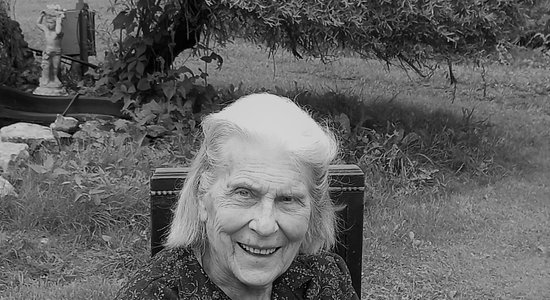 Mūžībā devusies tulkotāja, LALIGABA mūža balvas laureāte Elga Sakse