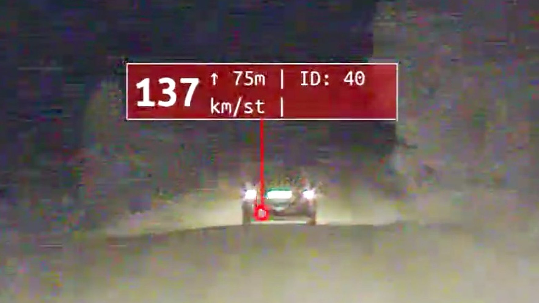 Video: Rēzeknes novadā jaunietis ar zagtu auto bēg no policijas
