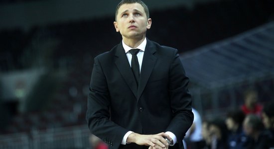 Латвийский тренер в третий раз возглавил российский клуб