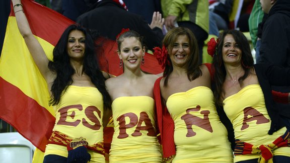 Spanish fans