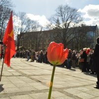 На социалистический митинг в Риге пришли 200 человек