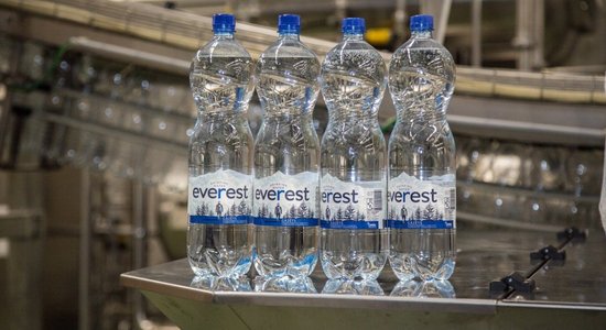 В уменьшение массы пластика в бутылках воды Everest вложено 210 тыс. евро