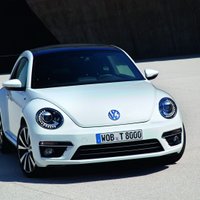 'VW Beetle' ar sportisko 'R-Line' pakotni
