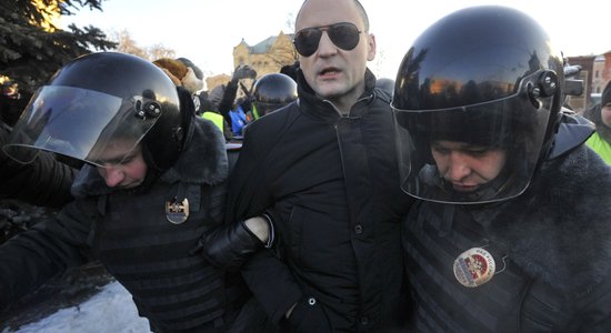 Удальцова обвинили в организации массовых беспорядков 6 мая