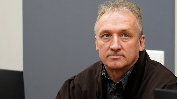 Prokuratūra Zeizas lietā vēršas pret Šlitki; advokāts sola tiesāties