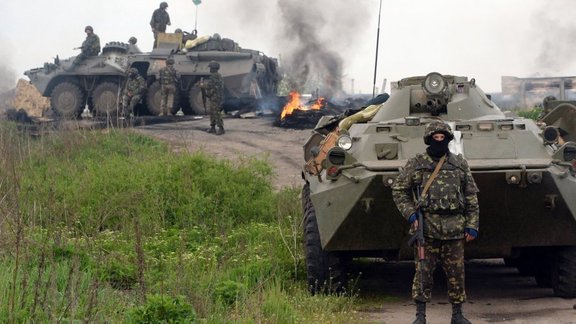 Ukrainian soldiers 