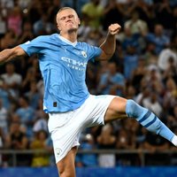 Mančestras 'City' pirmo reizi vēsturē iegūst UEFA Superkausu