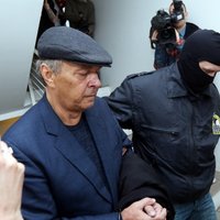 No apcietinājuma atbrīvots 'Rīgas satiksmes' kukuļošanā aizdomās turētais Krjačeks