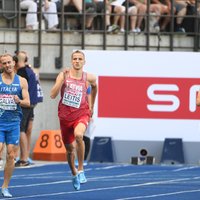 Leitis ar jaunu Latvijas rekordu iekļūst EČ pusfinālā 400 metru skrējienā