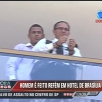 Apkarinot ķīlnieku ar 'sprāgstvielām', pieprasa Brazīlijas prezidentes atkāpšanos