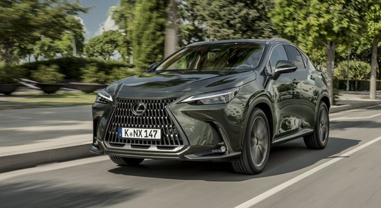 Jaunais 'Lexus NX' pirmais markas piedāvājumā ieguvis uzlādējamā hibrīda versiju