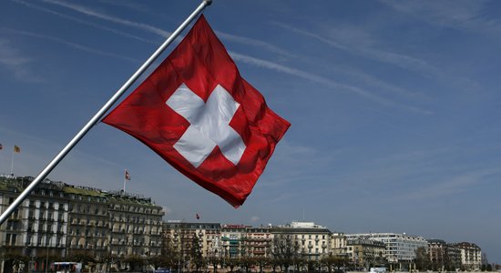 Швейцария присоединилась к санкциям ЕС против России вопреки своему нейтралитету