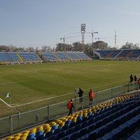 Mourinju pirms Eiropas līgas spēles Rostovā sašutis par laukuma kvalitāti