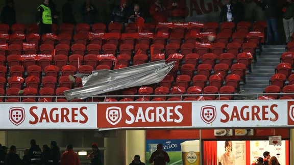 Portugāles futbola atceltā spēle Benfica pret Sporting - 2