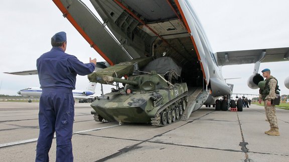 Russian-Belarusian army exercises West-2013