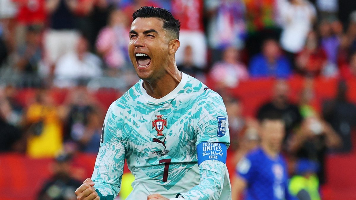 Photo: arhivs.delfi.lv Cristiano Ronaldo leaves Portugal training camp after Norway dispute