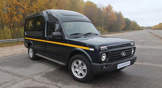 Uz 'Lada Niva' bāzes radīts deviņvietīgs mikroautobuss