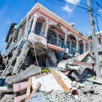 Haiti zemestrīcē bojāgājušo skaits sasniedzis 724; cietušo – 2800