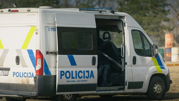 Valsts policijas praktiskās mācības pūļa savaldīšanā