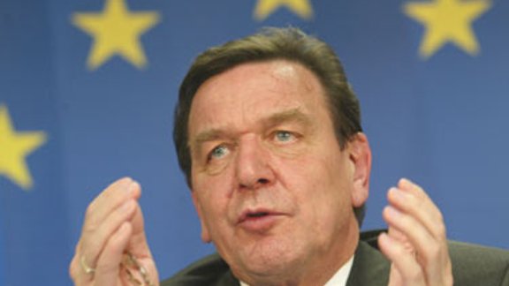 Gerhards Šrēders. Foto: EPA-AFI