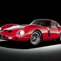 'Ferrari' brīdina par viltotu it kā 48 miljonus eiro vērtu auto