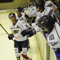 'Kurbads' uzvar 'Liepāju' pagājušās sezonas hokeja virslīgas finālistu duelī