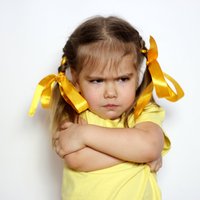 Trīs par un trīs pret: pareizi un nepareizi reaģēšanas veidi uz bērna agresiju