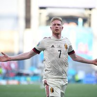 Uz maiņu nākušais de Bruine palīdz Beļģijai atspēlēties pret Dāniju