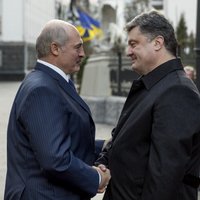 Лукашенко уверен, что Порошенко выиграет выборы президента Украины