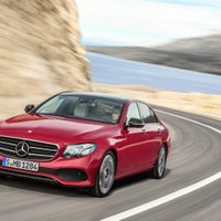 Jaunā 'Mercedes' E-klase maksās no 45 tūkstošiem eiro