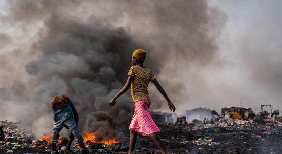 Dienas ceļojumu foto: Ganas atkritumu dedzinātāji